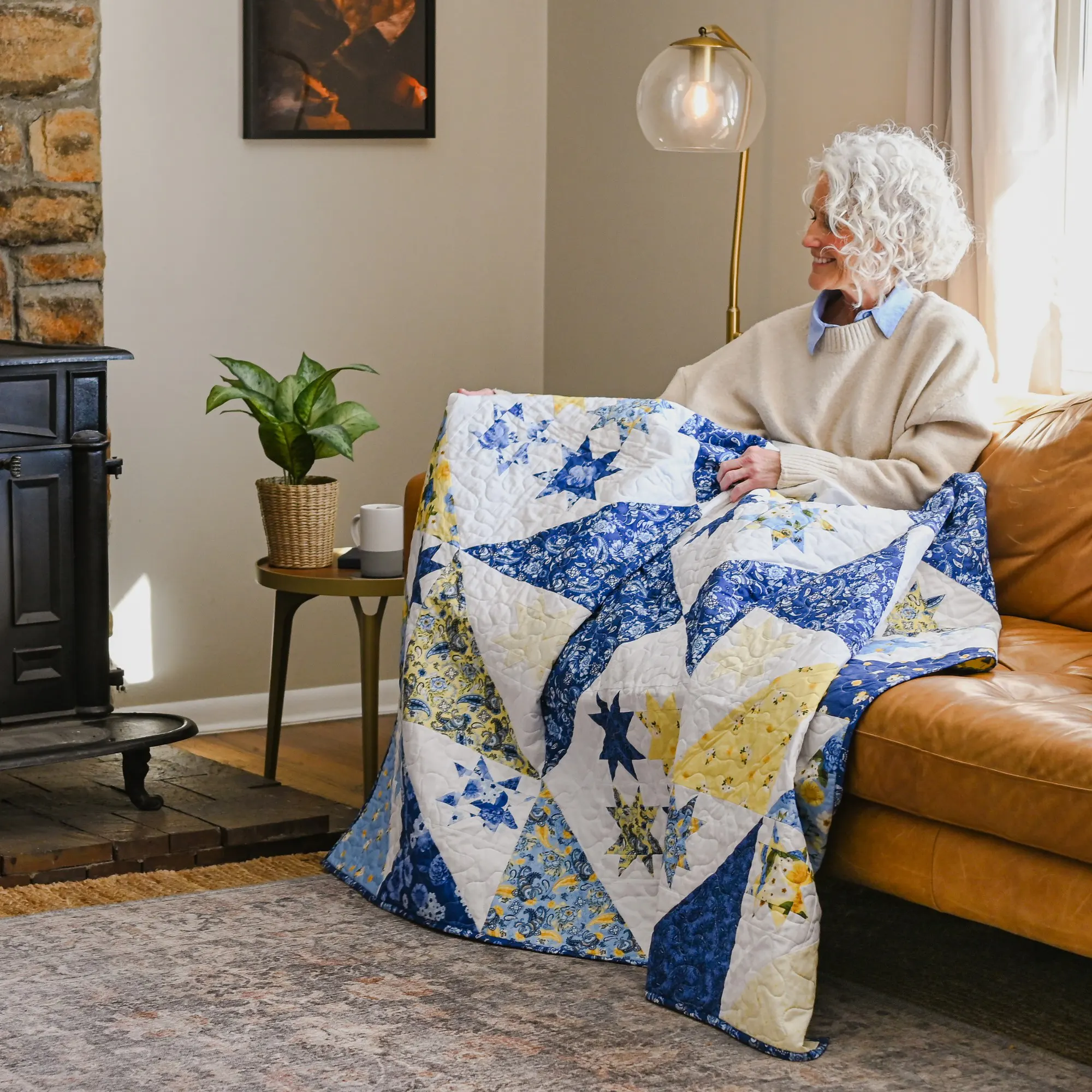 En Rouge BOM finished quilt lifestyle